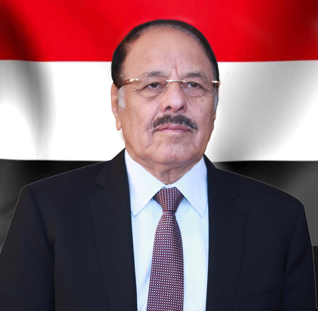 نائب رئيس الجمهورية يتابع سير المعارك في كافة الجبهات