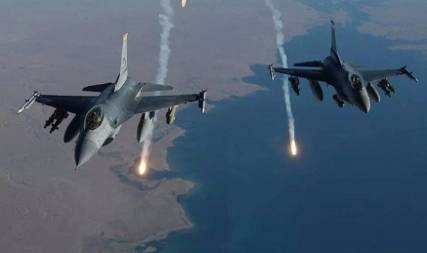 طائرات التحالف تجدد قصف اهداف حوثية في جزيرة كمران وميناء الصليف