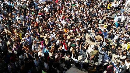 بالصور: أبناء تعز يحتفلون بذكرى ثورة 14 أكتوبر المجيدة