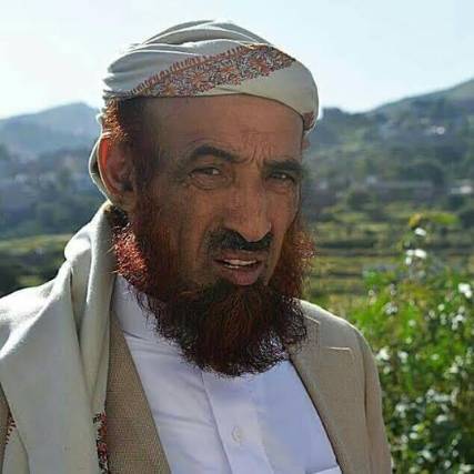 مليشيات الحوثي تختطف برلماني وثلاثة من أبناءه من منزله في إب