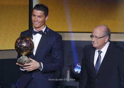 رونالدو أفضل لاعب في العالم 2014 وينال الكرة الذهبية للمرة الثالثة