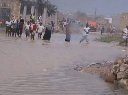مسؤول حكومي يطالب بإعلان سقطرى محافظة منكوبة