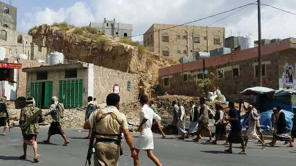 فرار الجنود من معسكر القوات الخاصة في تعز