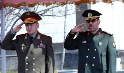 قناة رسمية إيرانية تشيد بروسيا وتقول ان" بريطانيا والأردن" تحضران لـ قرار يدين الحوثي