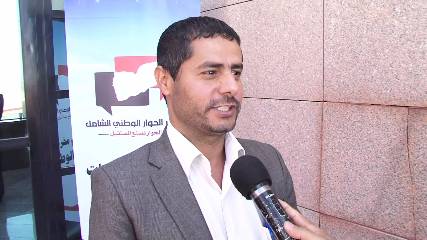 قيادي حوثي: عودة هادي لرئاسة البلاد مرفوضة ونطالب بوقف عمليات القصف بلا شروط