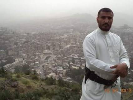 الحوثيون يقتحمون المدينة القديمة في إب ويقتلون احد المواطنين