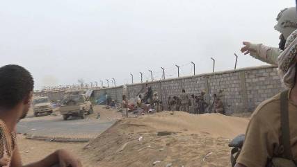 الجيش الوطني يعلن عن بدء عملية عسكرية واسعة لتحرير مدينة حرض (تفاصيل)