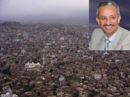 عاجل: استقالة محافظ تعز شوقي احمد هائل والشباب يقطعون شوارع المدينة