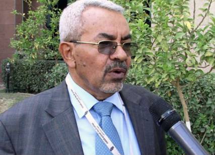 سلطان العتواني: الحوثيون والقاعدة يمارسون "حرب إبادة" ضد المواطنين