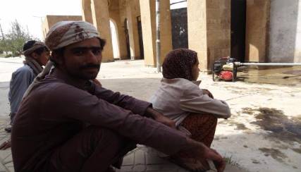 نزوح اليمنيّين يلمّ الشمل