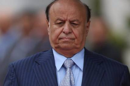 هادي يغادر مصر للرياض برفقة العاهل السعودي ومسؤول يقول انه لن يعود لـ"عدن"