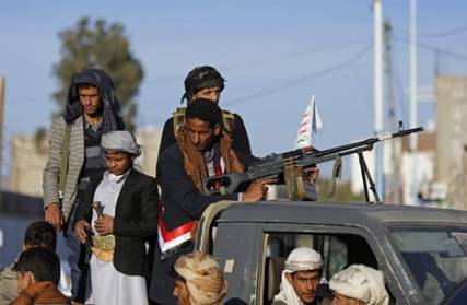 الحوثيون يحاولون تخفيف الضغط عن تعز