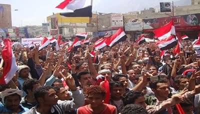 موظفو الجهاز الإداري للدولة يطلقون مباردة لإخراج اليمن من الأزمة 