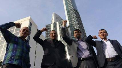 مضغوا القات وأدوا الصرخة... ممارسات وفد الحوثيين تثير سخطاً كويتياً