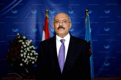 صالح يهاجم هادي والخليج ويتحدى الشرعية ويؤكد: استسلامنا غير وارد