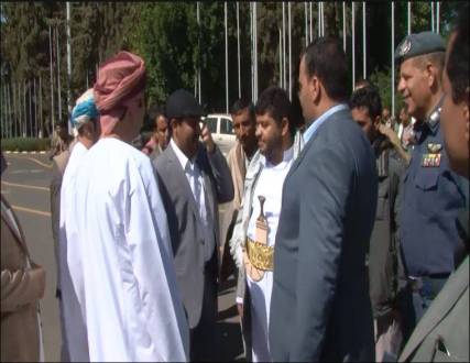 الناطق باسم الحوثيين: سيشكل الصمود اليمني ومخرجات الحوار واتفاق السلام والشراكة قاعدة انطلاق حوار جنيف