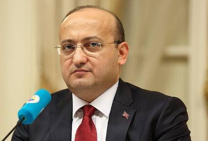 نائب رئيس وزراء تركيا: دول غير حكيمة تقف وراء الأزمة في اليمن