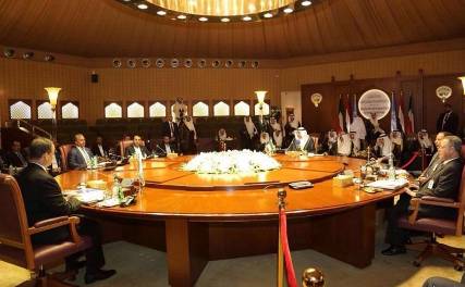 وفد الحكومة اليمنية: خروقات الحوثيين تهدد مشاورات السلام