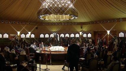 ولد الشيخ أحمد: جلسة المباحثات المباشرة كانت بناءة وتبشر بتحقيق تقدم مهم لحل الأزمة باليمن
