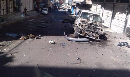 انفجار يستهدف سيارة قيادي حوثي في إب