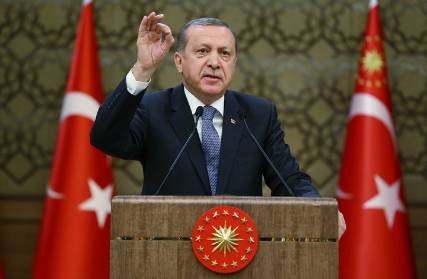 وول ستريت جورنال: حرب الجميع ضد تركيا.. ما هو رد أردوغان؟
